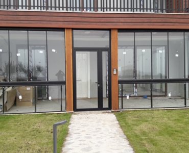 YEŞİM CAM BALKON 